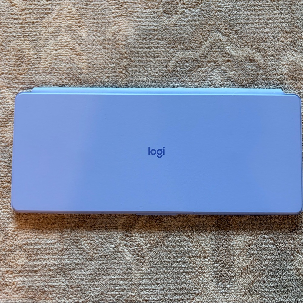 Logitech Keys-To-Go Bluetooth Keyboard - Picture 2 of 3